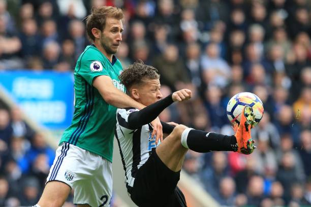 也显示出俱 也显示出俱